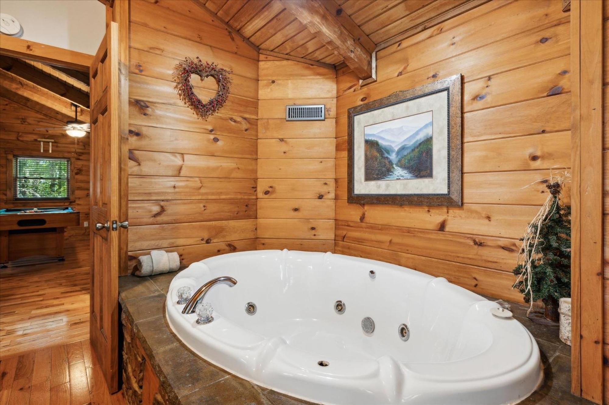 A Charming Cabin, Pool, Firepit, Hot Tub-Jacuzzi Gatlinburg Dış mekan fotoğraf