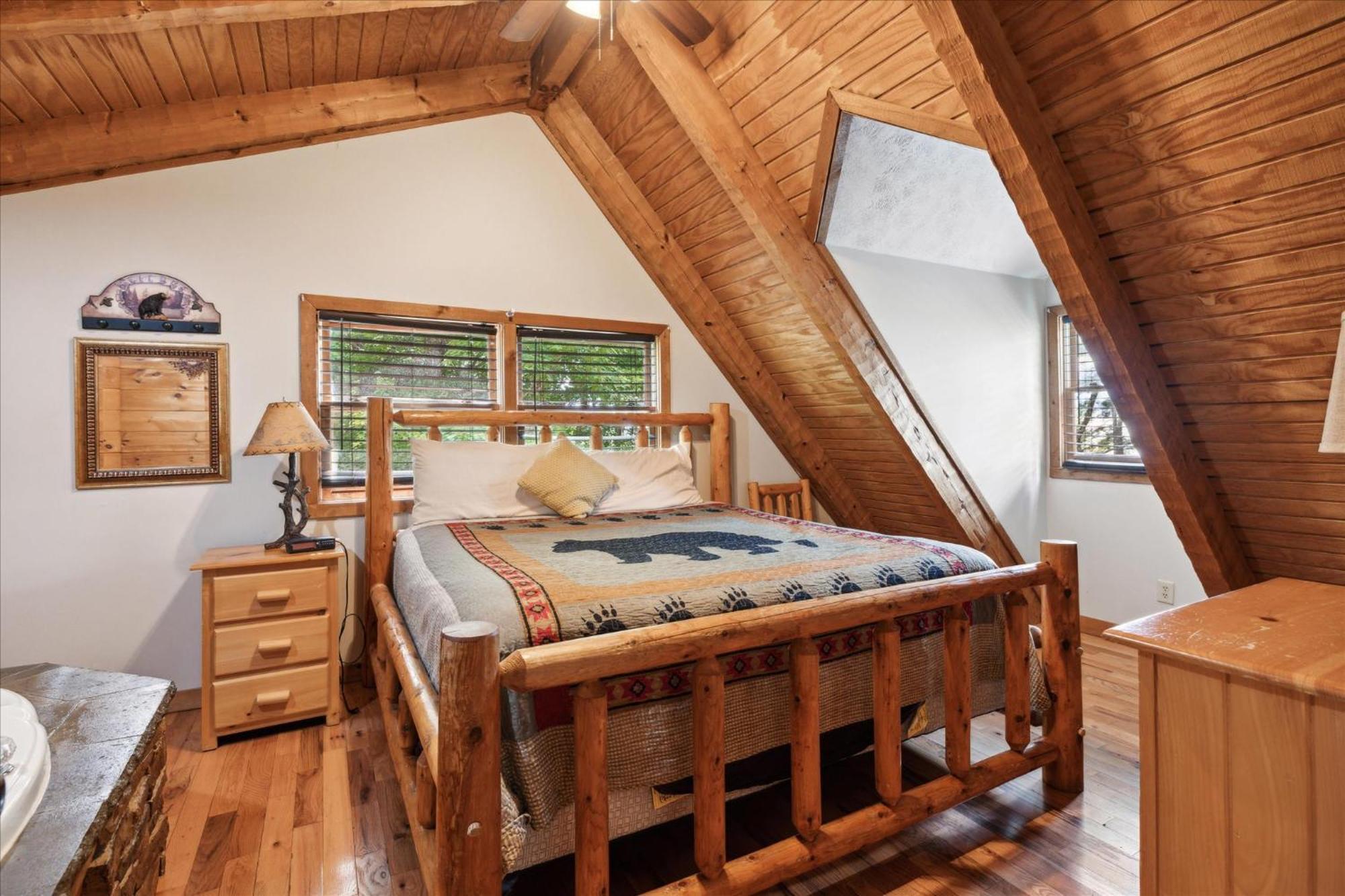 A Charming Cabin, Pool, Firepit, Hot Tub-Jacuzzi Gatlinburg Dış mekan fotoğraf