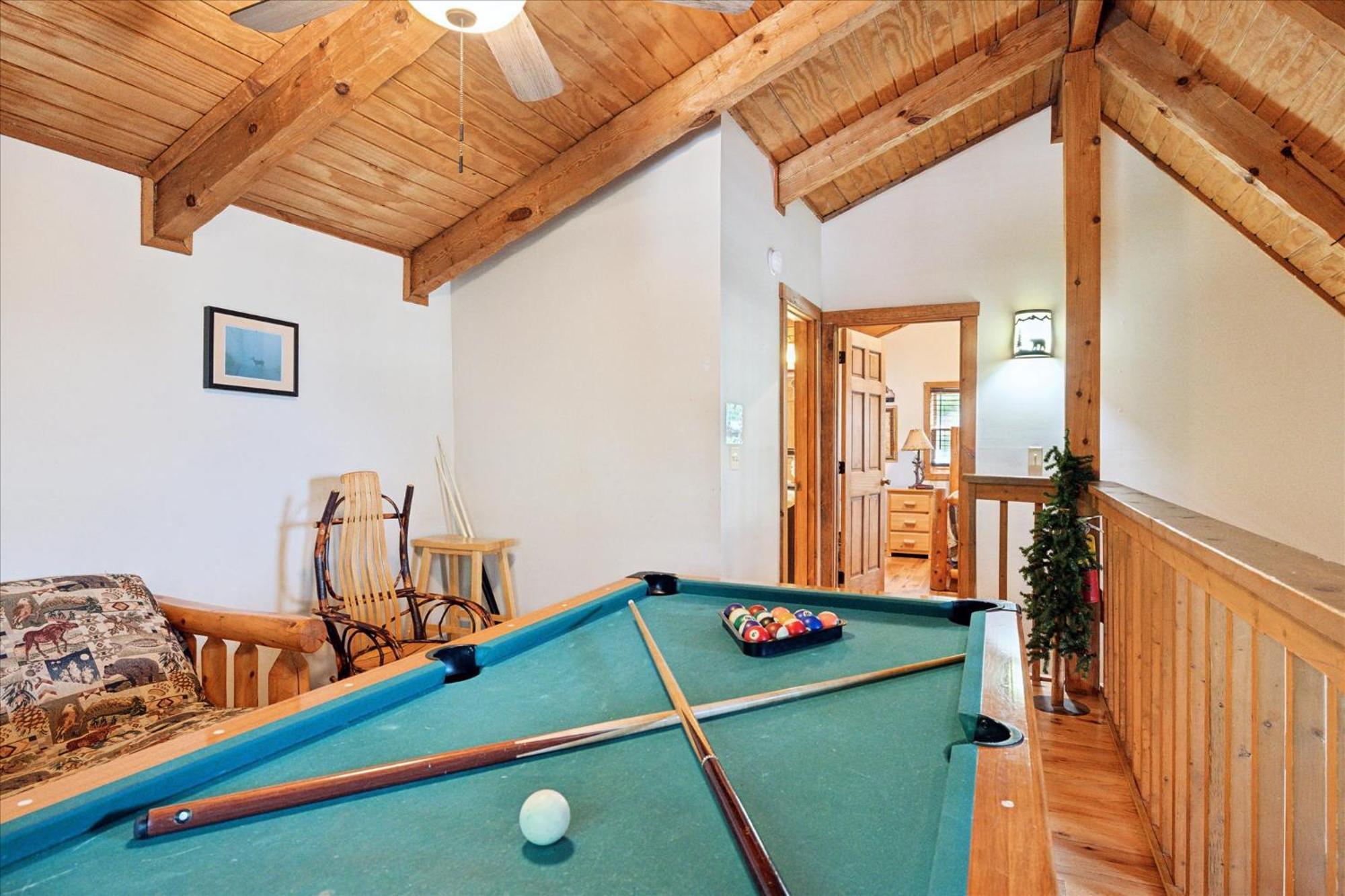 A Charming Cabin, Pool, Firepit, Hot Tub-Jacuzzi Gatlinburg Dış mekan fotoğraf