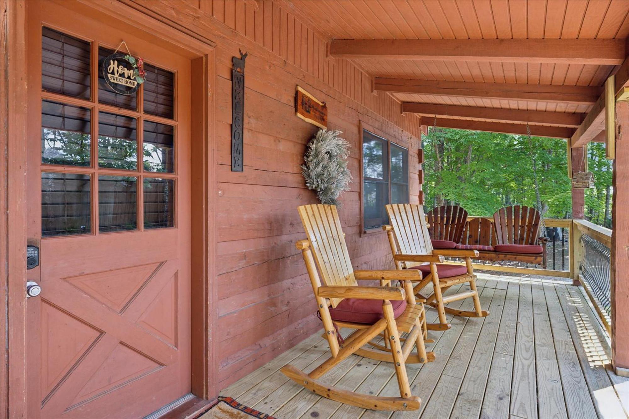 A Charming Cabin, Pool, Firepit, Hot Tub-Jacuzzi Gatlinburg Dış mekan fotoğraf